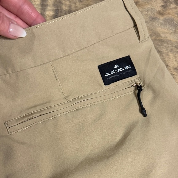 QUIKSILVER Men's Khaki Amphibian Shorts, W36/L20, NWT - Picture 6 of 7